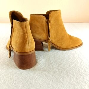 Alex MarieTan Suede Ankle Boots 10M side Zipper 2"Heel my